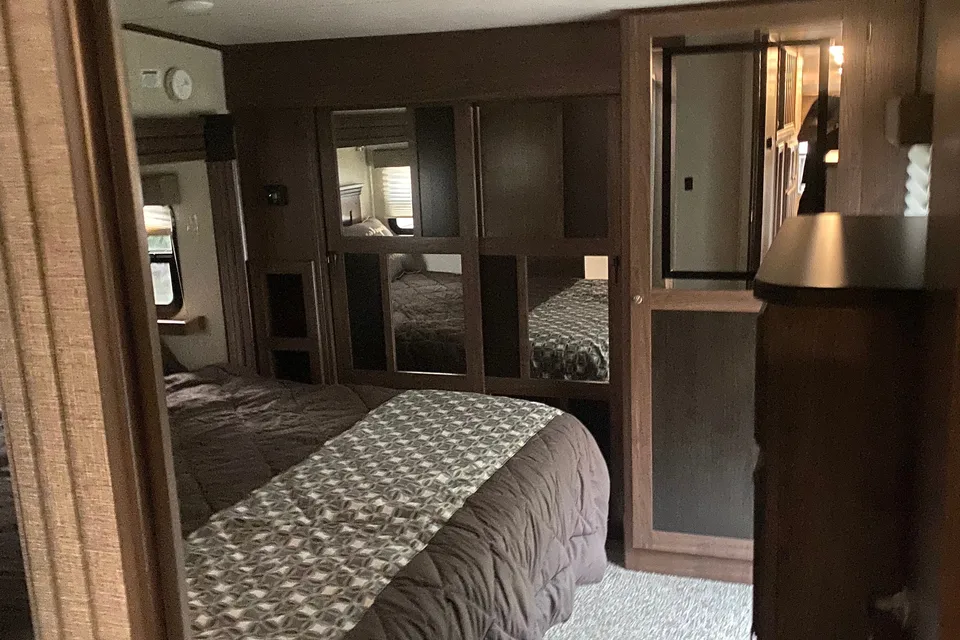 Heartland Elkridge Fifth Wheel