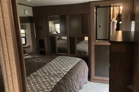 Heartland Elkridge Fifth Wheel