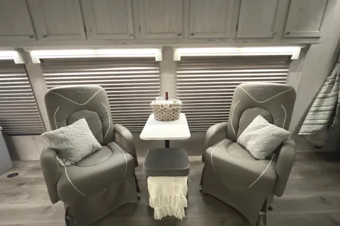 BEAUTIFUL, BRAND NEW 5TH WHEEL RV FOR YOUR NEXT “GLAMPING” ADVENTURE!