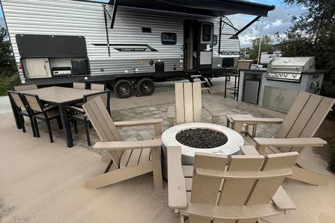 2025 Coachmen, Bunkhouse, Sleeps 8-10, $500 Deposit, **Base Access**