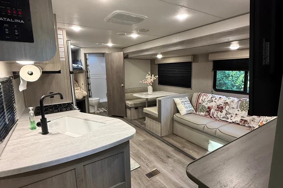 2025 Coachmen, Bunkhouse, Sleeps 8-10, $500 Deposit, Bed Linens included