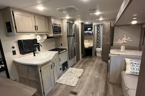 2025 Coachmen, Bunkhouse, Sleeps 8-10, $500 Deposit, **Base Access**