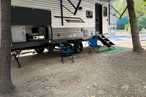 2025 Coachmen, Bunkhouse, Sleeps 8-10, $500 Deposit, **Base Access**