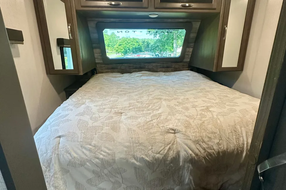 Joshua's Keystone Cougar 30BHS Travel Trailer