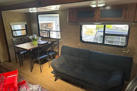 Scott 's Dutchmen Aspen Trail Travel Trailer