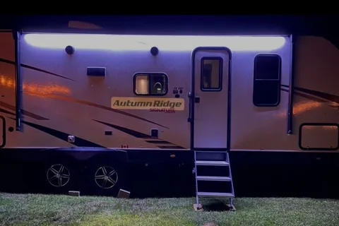 Kahénte's Starcraft 26bhs Travel Trailer