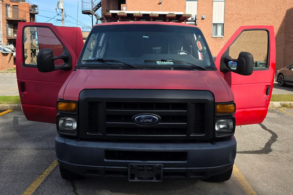 Clifford The Big Red Van