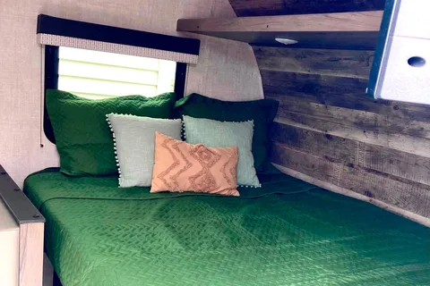 Gulf Stream -Bunk House Trailer!