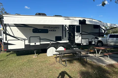 Vander Meer KZ Durango Fifth Wheel