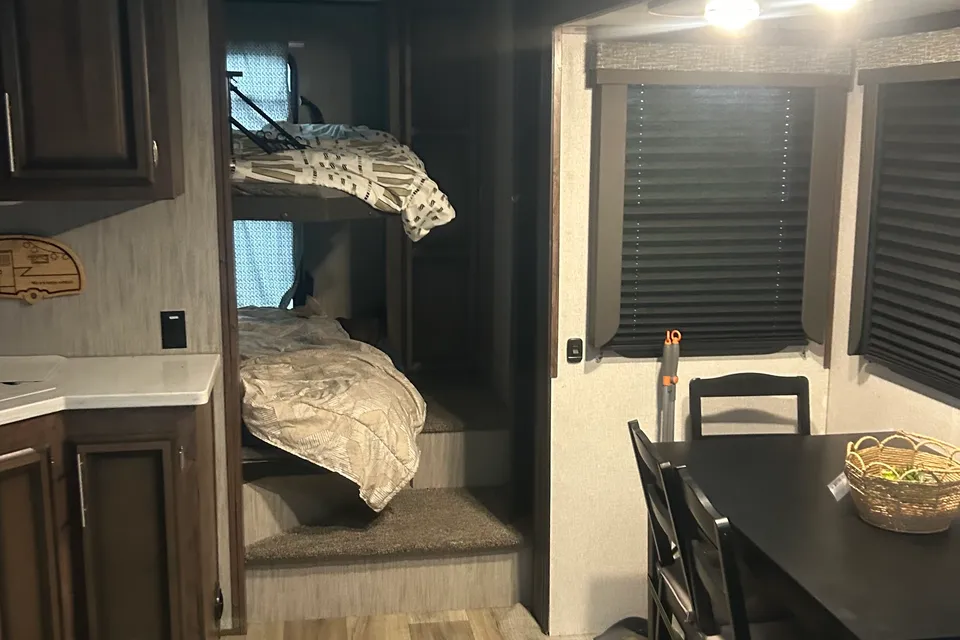 Vander Meer KZ Durango Fifth Wheel