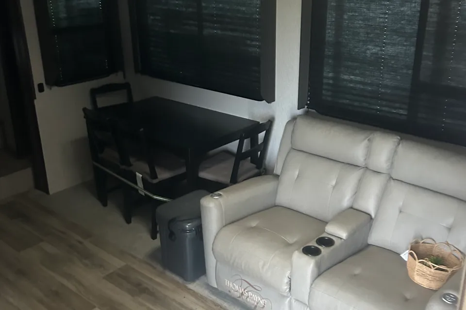 Vander Meer KZ Durango Fifth Wheel