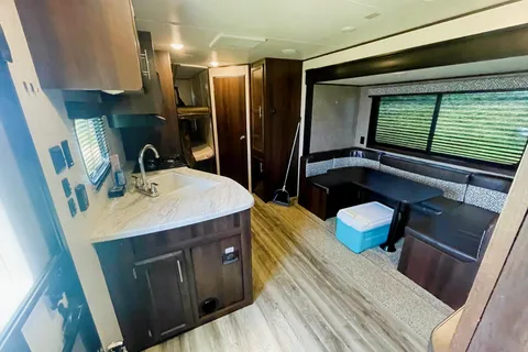 Rob's Jayco 2019 Travel Trailer