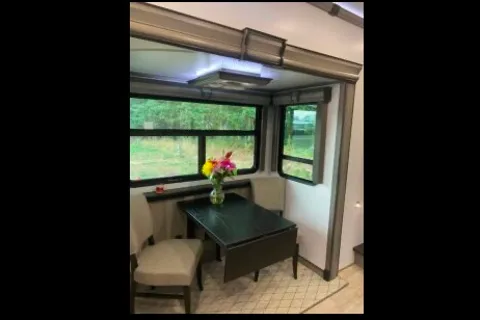 Unbelievable Executive Montana Fifth Wheel