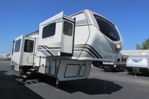 Unbelievable Executive Montana Fifth Wheel