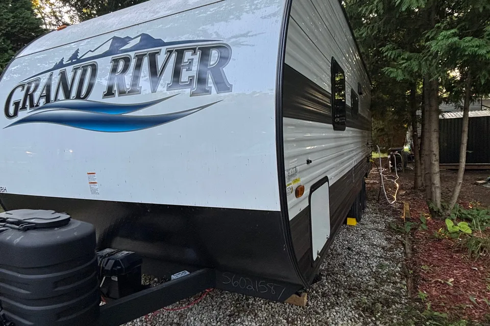 Susan's Grand River 25BH Travel Trailer