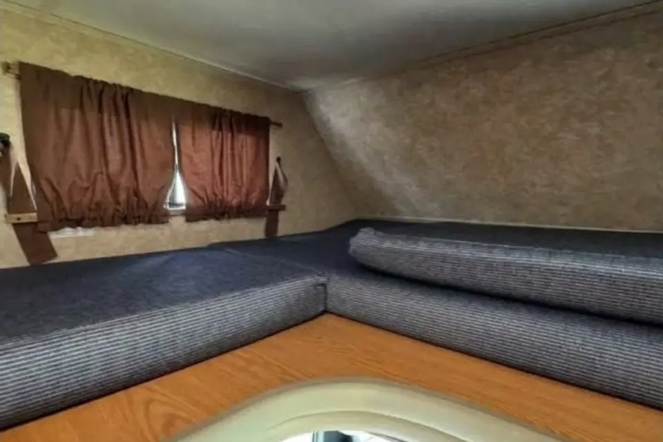 Family Motorhome Thor Motor Coach Majestic 28A Class C