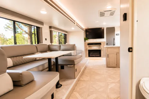 🌿 Wild S'more 🌿 3-ROOM SUITE • Private Bunk Room • 2 BDRMS • Sleeps 10