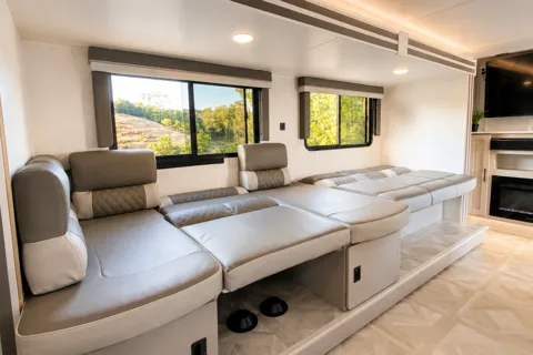 🌿 Wild S'more 🌿 3-ROOM SUITE • Private Bunk Room • 2 BDRMS • Sleeps 10