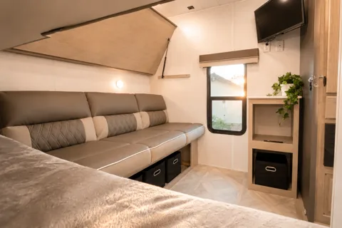 🌿 Wild S'more 🌿 3-ROOM SUITE • Private Bunk Room • 2 BDRMS • Sleeps 10