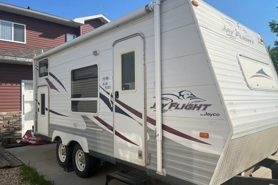 Cozy Jayco 20BH Travel Trailer