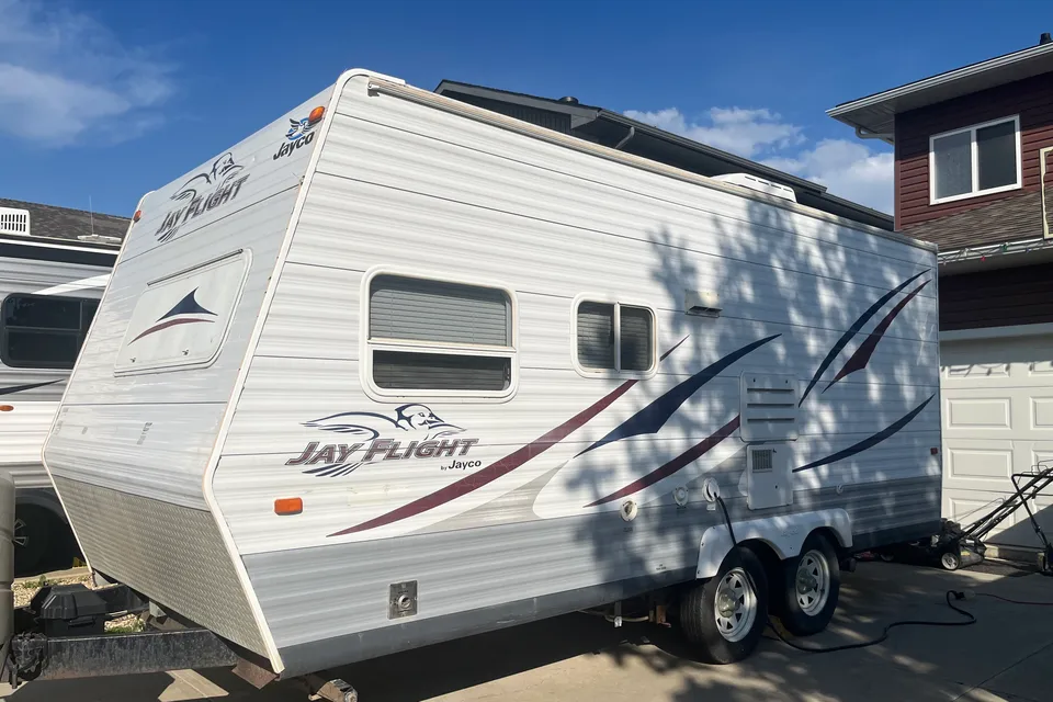 Cozy Jayco 20BH Travel Trailer