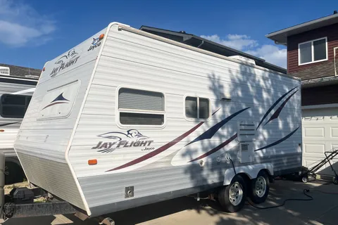 Cozy Jayco 20BH Travel Trailer