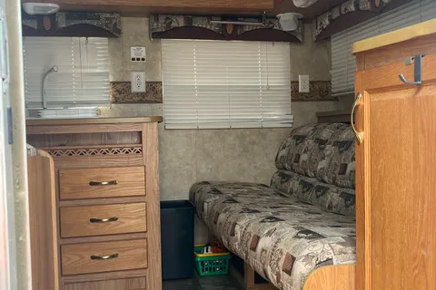 Cozy Jayco 20BH Travel Trailer