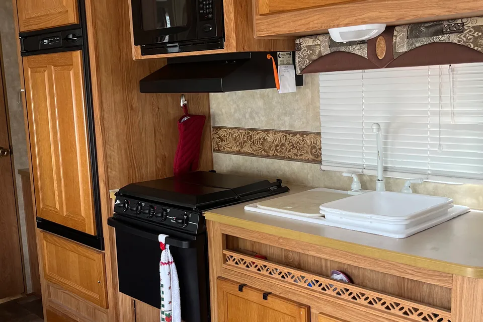 Cozy Jayco 20BH Travel Trailer