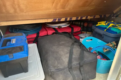 Cozy Jayco 20BH Travel Trailer