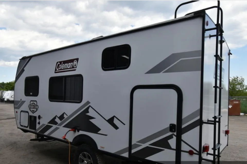 Lillian 's coleman  2022 1628BH  Travel Trailer