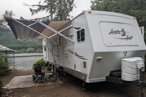 Rick's Artic fox 29L Travel Trailer