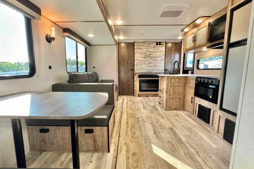 Grand River 32 BRE Travel Trailer