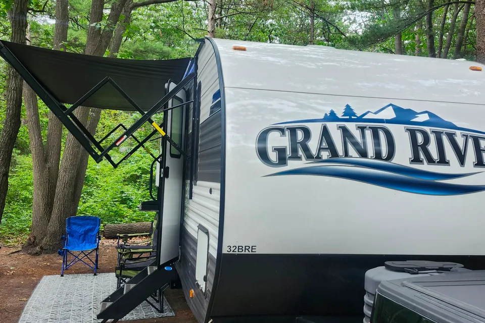 Grand River 32 BRE Travel Trailer