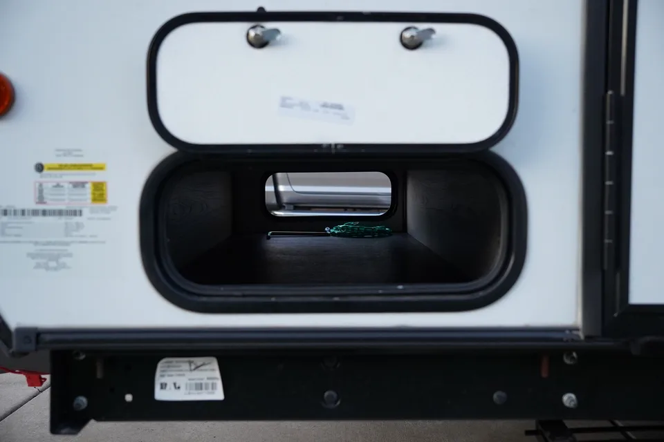 Luxury Minimalist 16’ Modern Travel Trailer