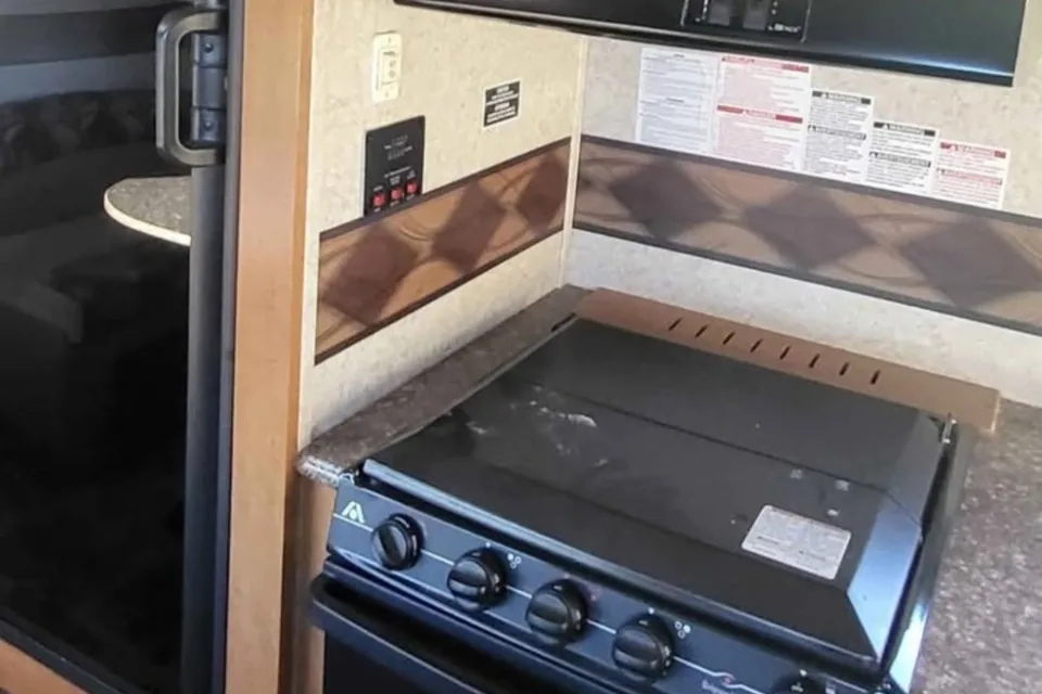 Remy's Vintage Evergreen Everlite Travel Trailer