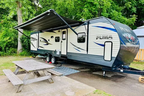 Quarry Ridge Sun Retreat Sherkston Shores Luxury RV