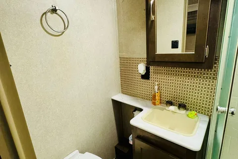 Quarry Ridge Sun Retreat Sherkston Shores Luxury RV