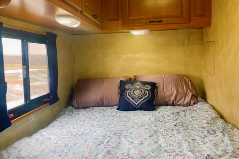 "Queenie" the Thor Motor Coach Majestic Class C