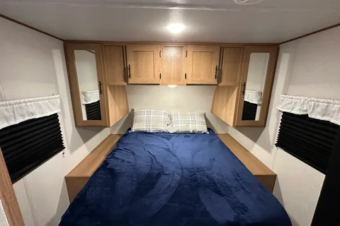 Prime Time Avenger Travel Trailer