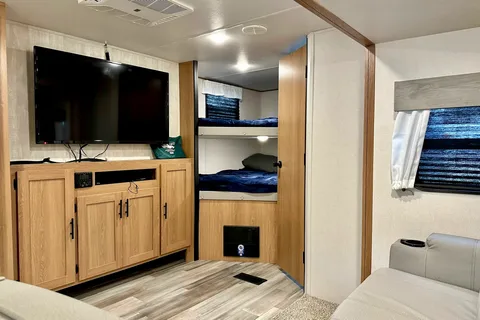 Prime Time Avenger Travel Trailer