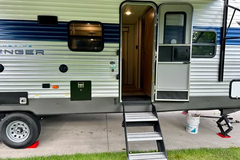 Prime Time Avenger Travel Trailer