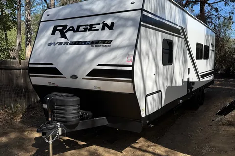 Genesis Supreme RV FS2750 Toy Hauler