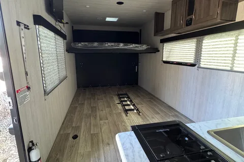 Genesis Supreme RV FS2750 Toy Hauler