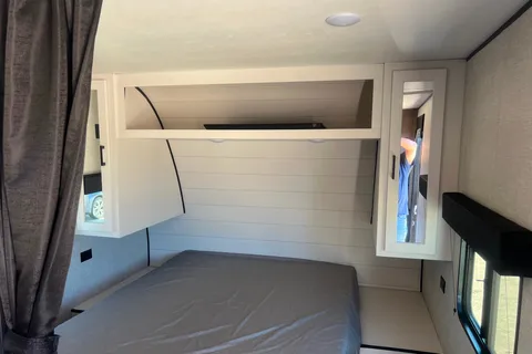 Family Jayco Jayflight Travel Trailer