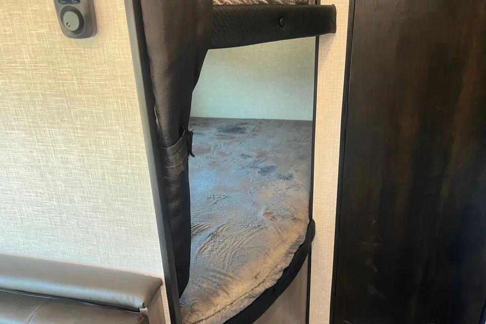 Family Jayco Jayflight Travel Trailer