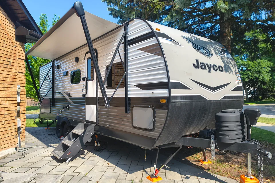 Phil’s Luxury Wandering Bunkhouse | 2024 Jayco 267BHS