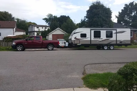 Dave's Starcraft Autumn Ridge 26BHS Travel Trailer