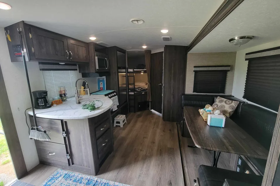 2019 Open Range Pet and Family Friendly Bunkhouse
