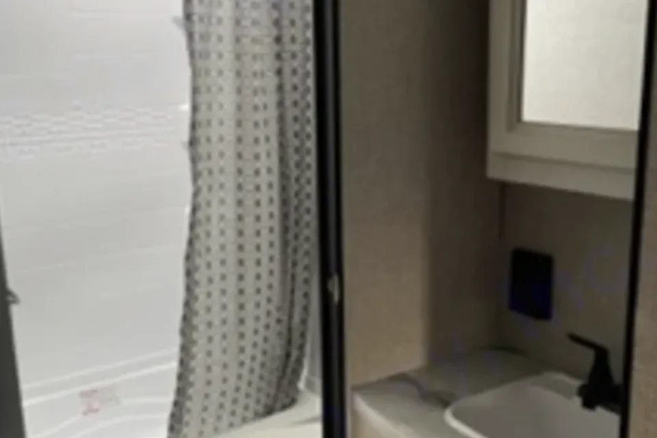 Family or Friends, this trailer is for everyone! 2023 Jayco Jay Flight