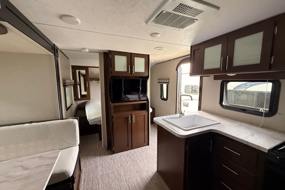 Forest River Tracer Breeze Travel Trailer
